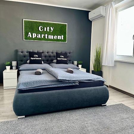 City Apartment Štúrovo Екстериор снимка
