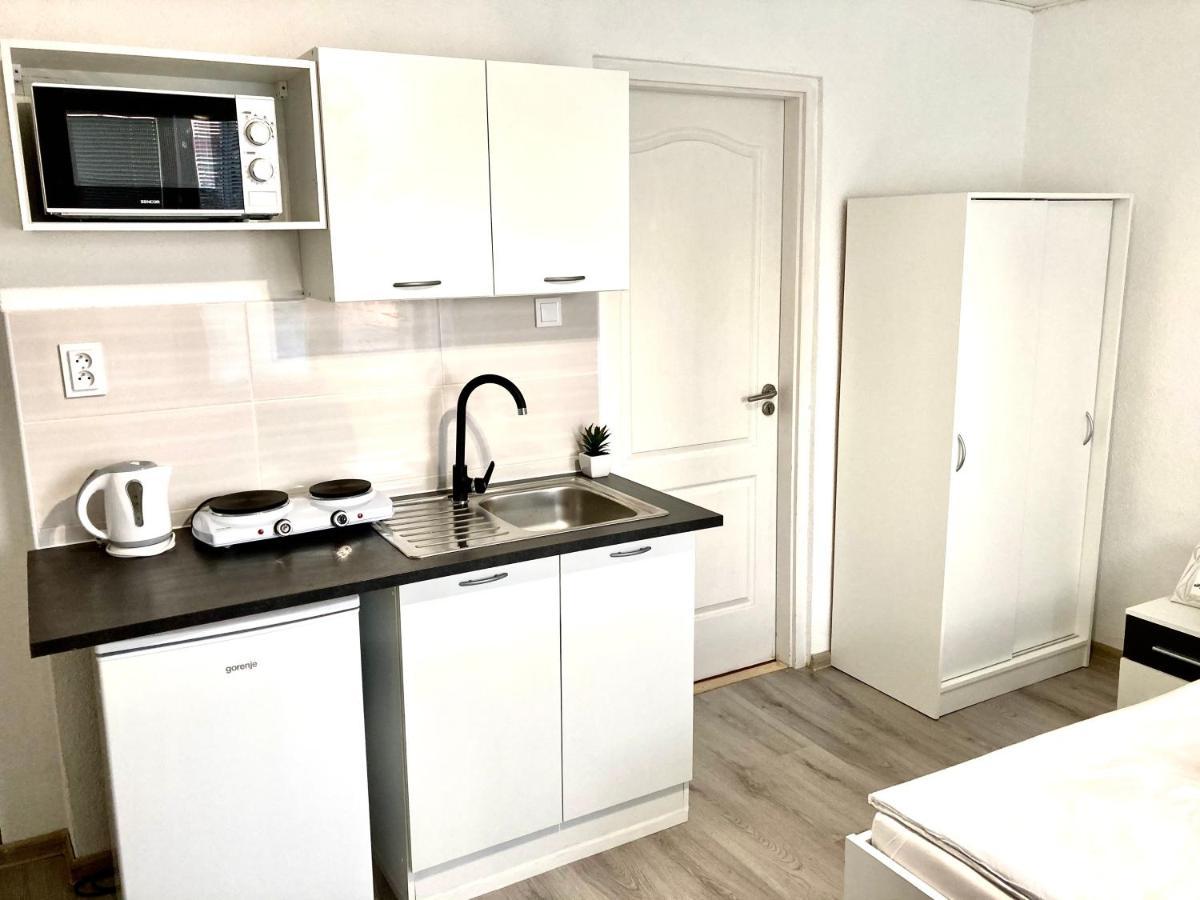 City Apartment Štúrovo Екстериор снимка