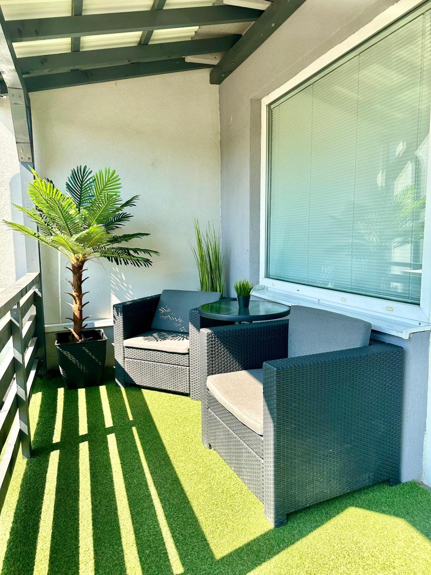 City Apartment Štúrovo Екстериор снимка