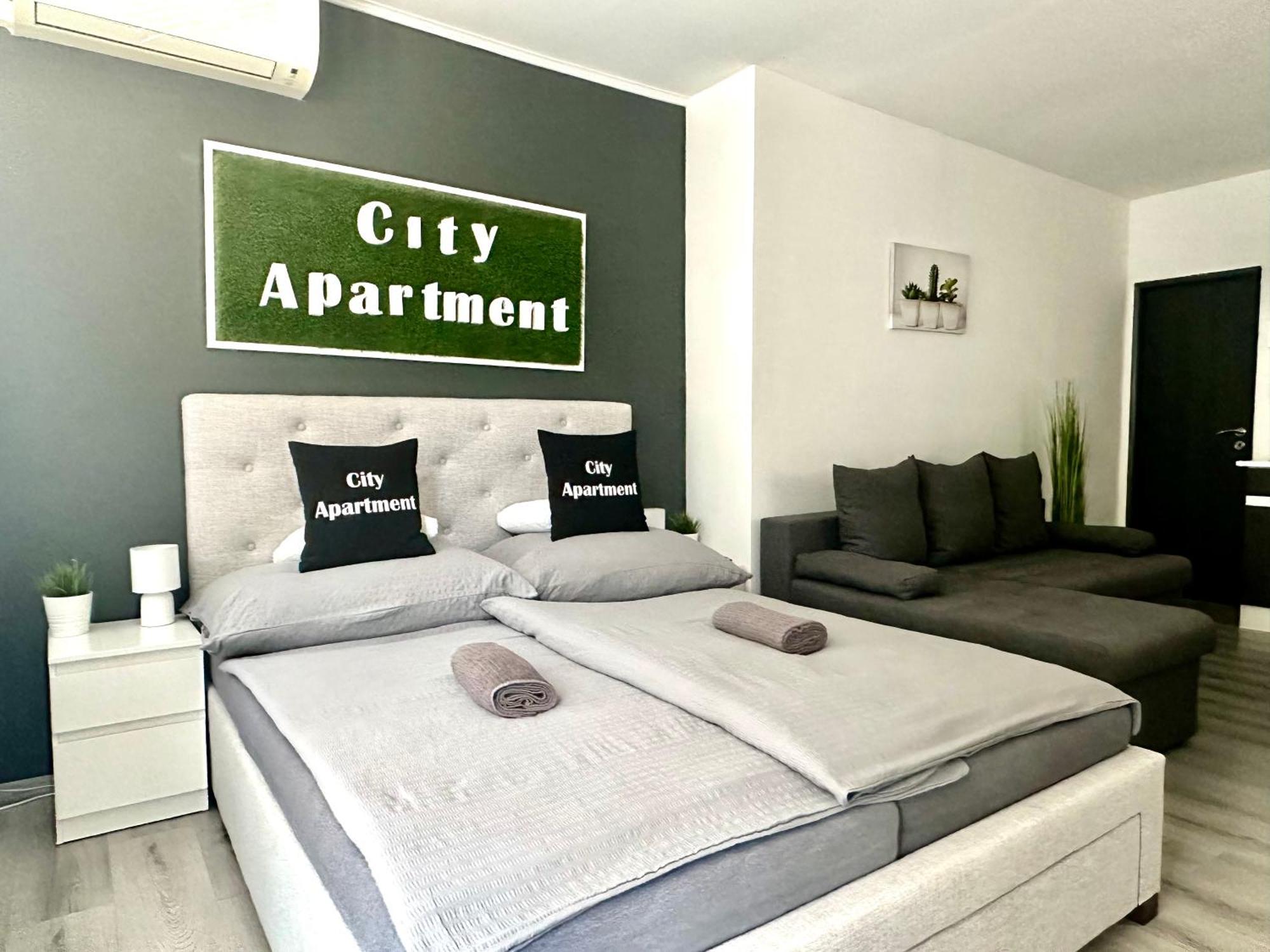 City Apartment Štúrovo Екстериор снимка